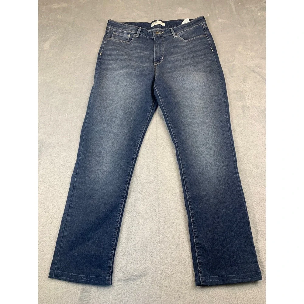 Signature Levi Modern Bootcut Jeans Women's W32 L32 (28